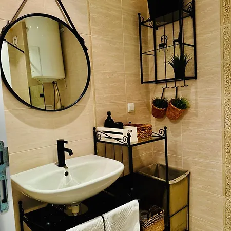 Apartament Kavatsi *
